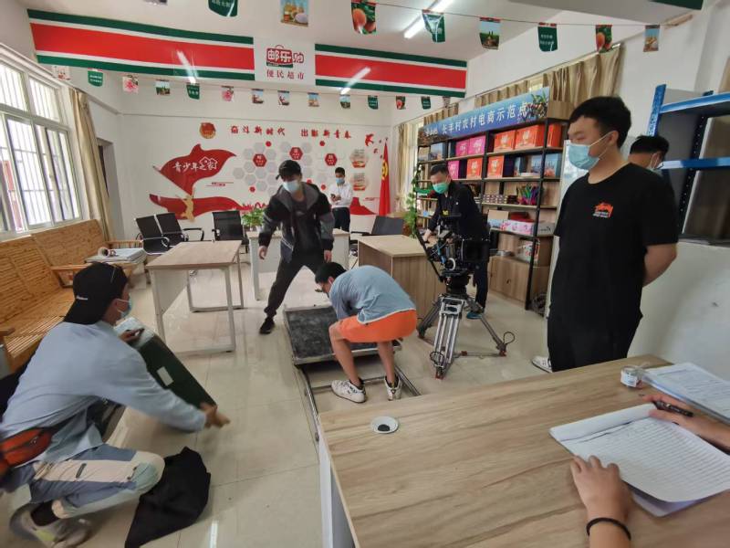 追星女孩心理学分析报告：神农架广告片拍摄公司揭秘饭圈应援式传播逻辑